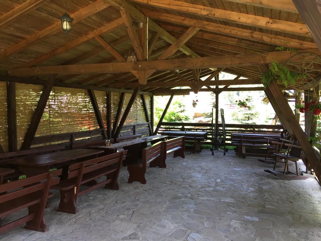 Conacul Domnitei Hotel Voronet Exterior foto