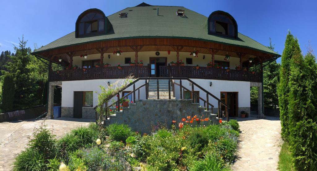 Conacul Domnitei Hotel Voronet Exterior foto