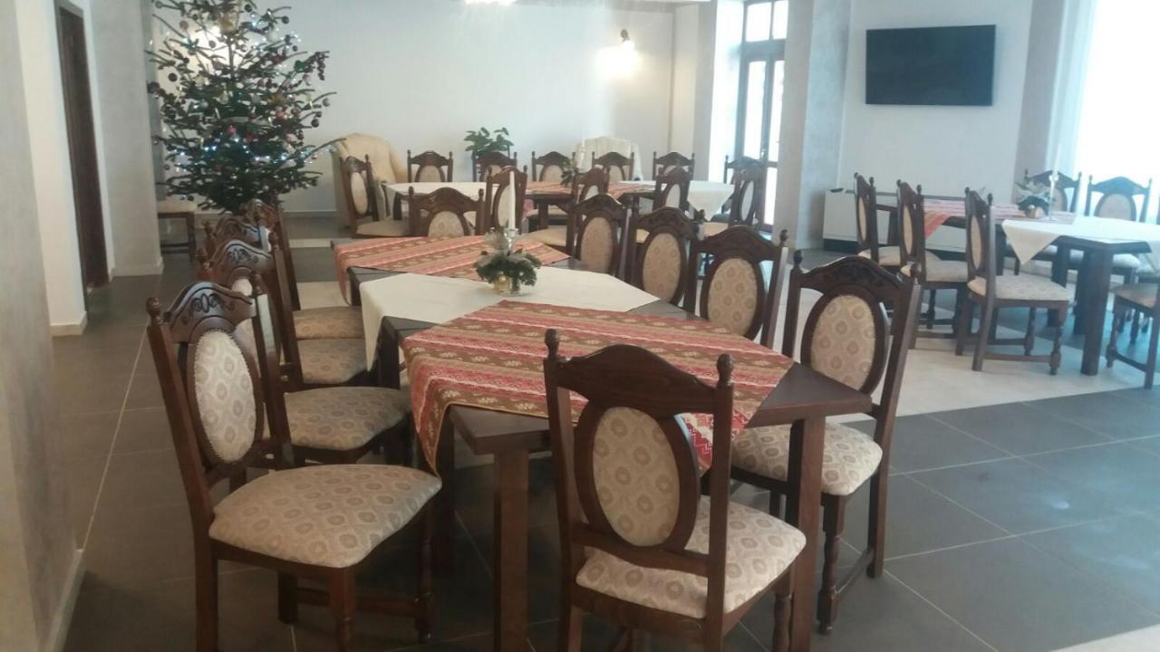 Conacul Domnitei Hotel Voronet Exterior foto