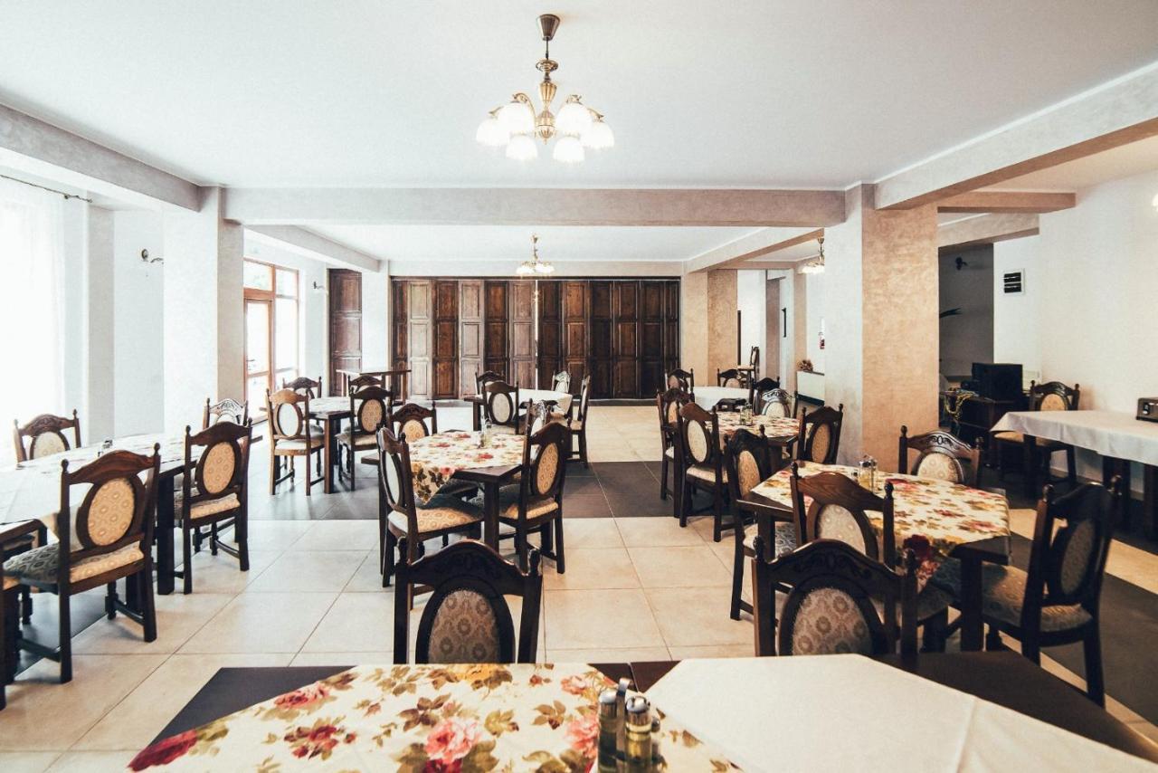 Conacul Domnitei Hotel Voronet Exterior foto